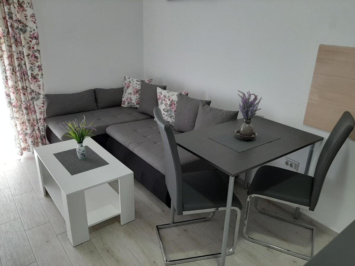 הרצג-נובי Apartments Ogurlic מראה חיצוני תמונה